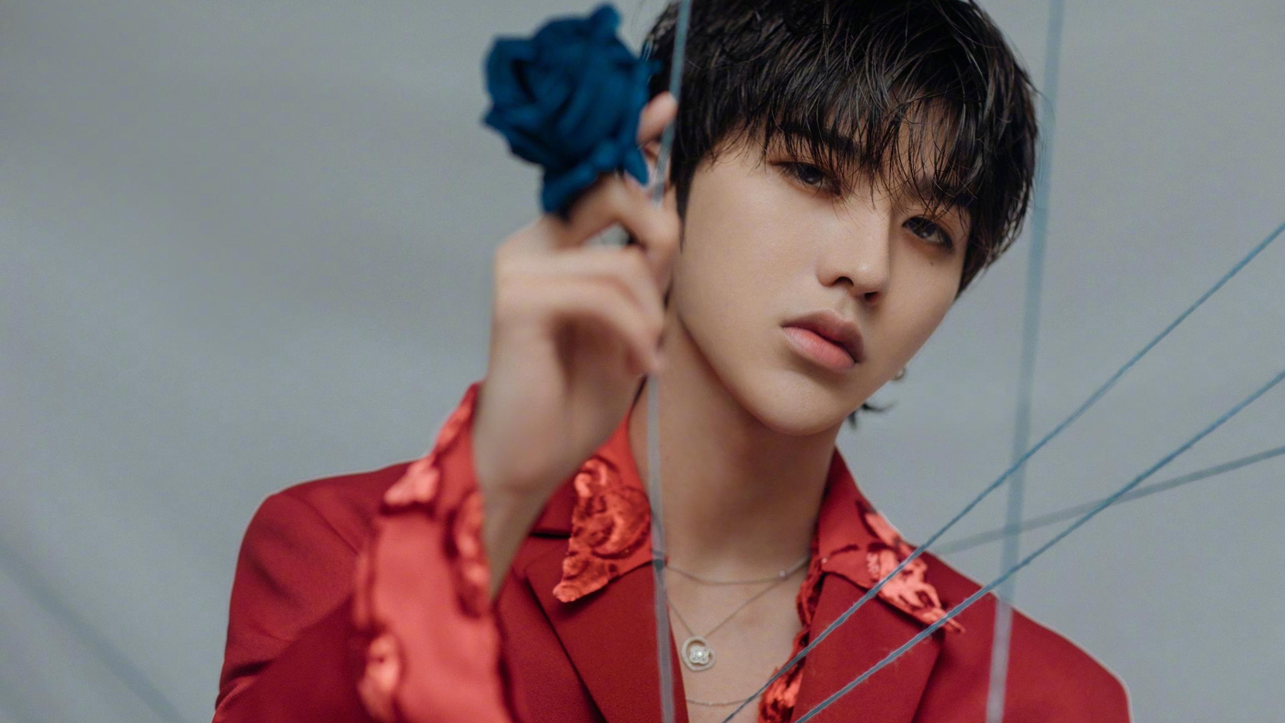 爱游戏app-_快船队整体战术配合默契，连胜不断_，快船队的比赛